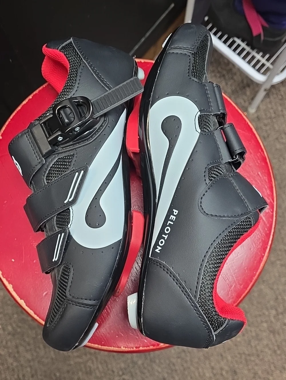 Peleton Cycling Shoes Men's 9 Women's 11
